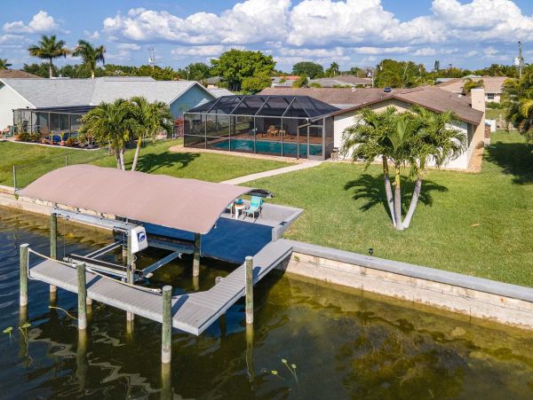 Cape Coral Home 1024398