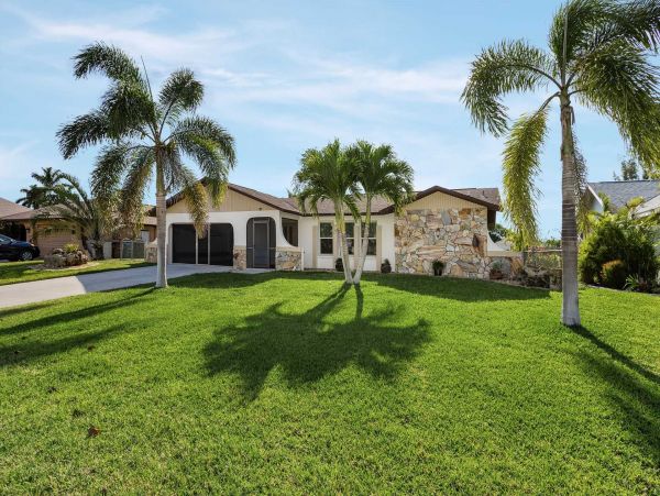 Cape Coral Home 1024398