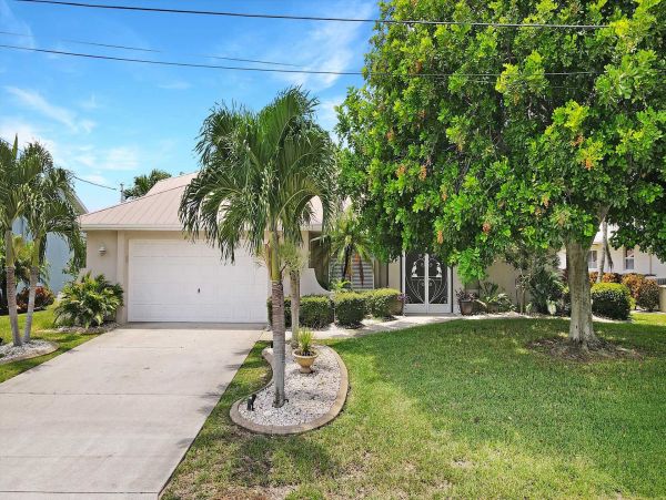 Cape Coral Home 1024399