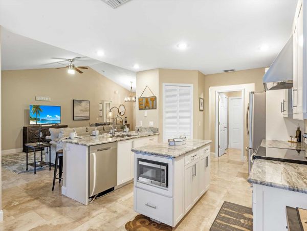 Cape Coral Home 1024399
