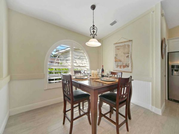 Cape Coral Home 1024400
