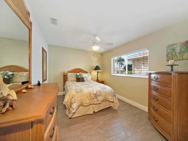 Cape Coral Home 1024400