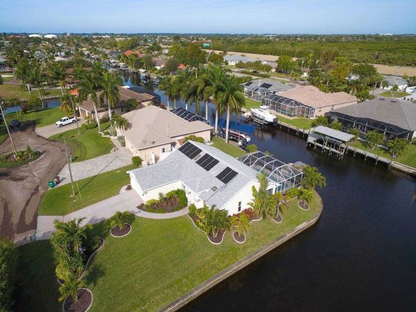Cape Coral Home 1024400