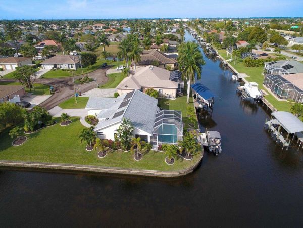 Cape Coral Home 1024400