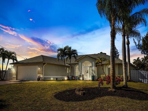 Cape Coral Home 1024401