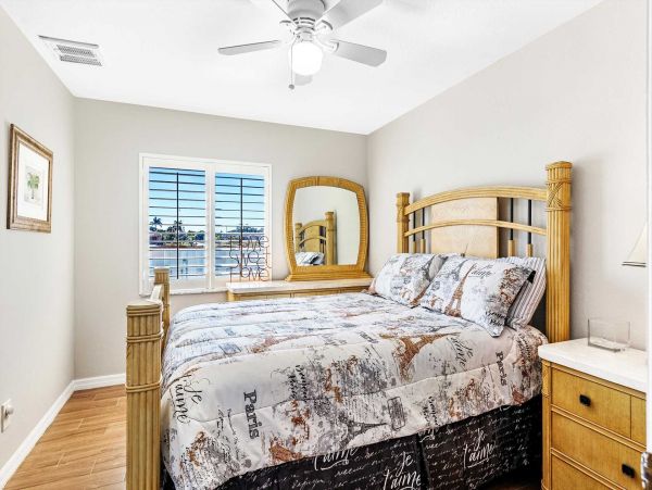 Cape Coral Home 1024401