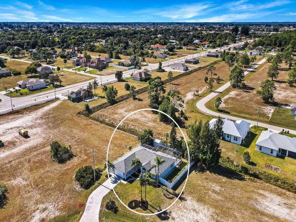 Cape Coral Home 1024401