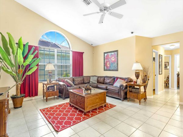 Cape Coral Home 1024403