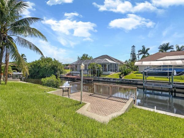 Cape Coral Home 1024403
