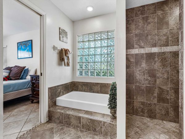 Cape Coral Home 1024408