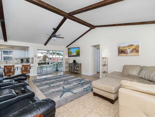 Cape Coral Home 1024410