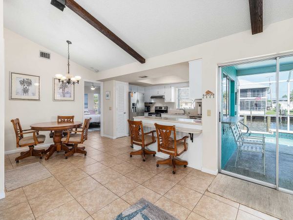 Cape Coral Home 1024410