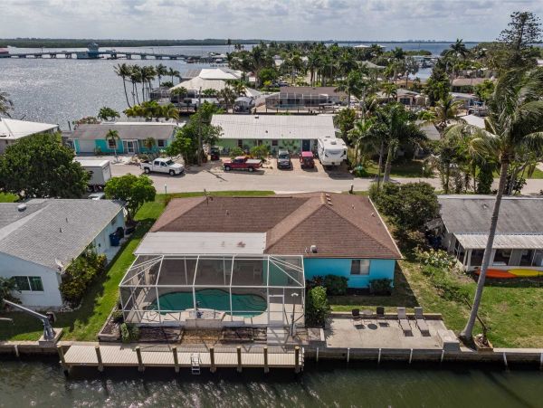 Cape Coral Home 1024410