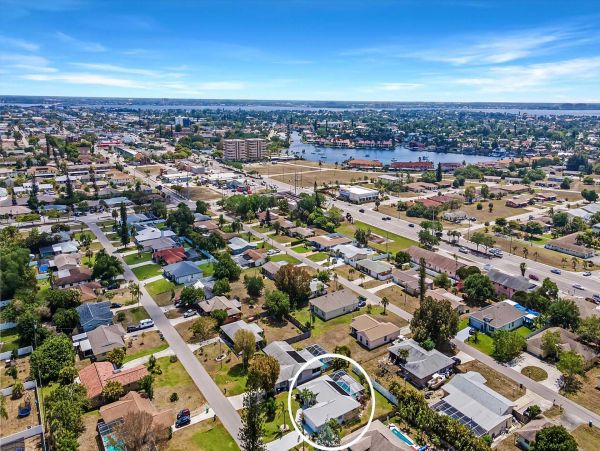 Cape Coral Home 1024411