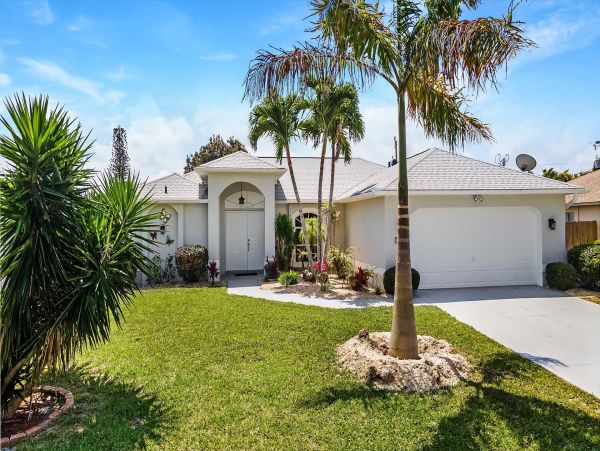 Cape Coral Home 1024411