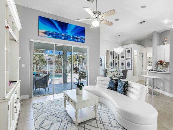 Cape Coral Home 1024411