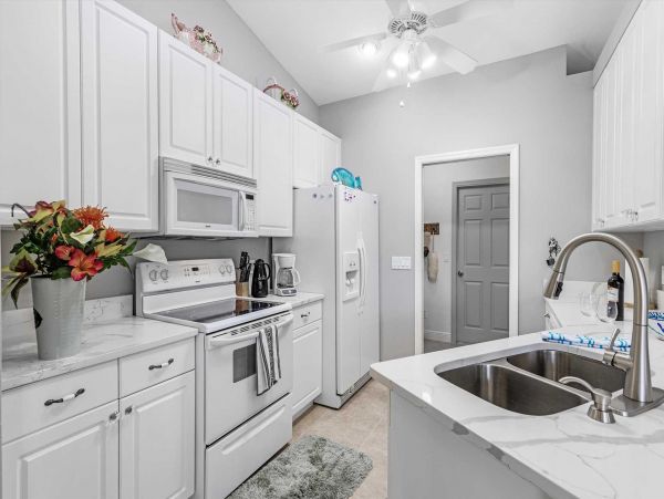 Cape Coral Home 1024411