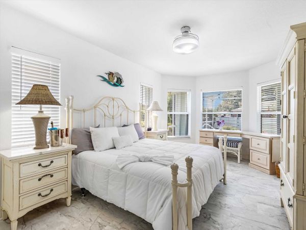 Cape Coral Home 1024411