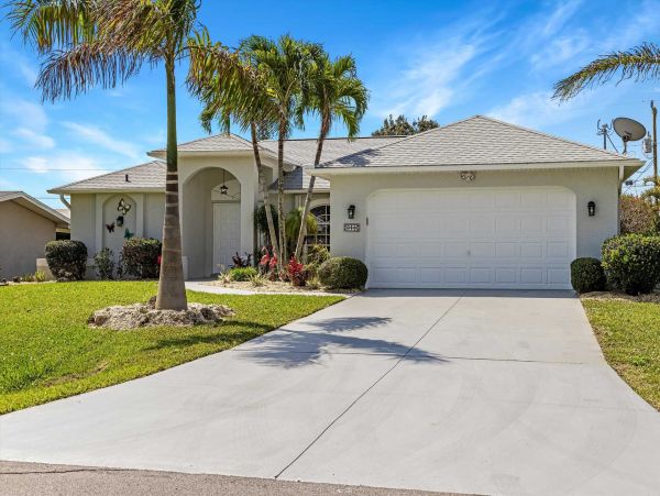 Cape Coral Home 1024411