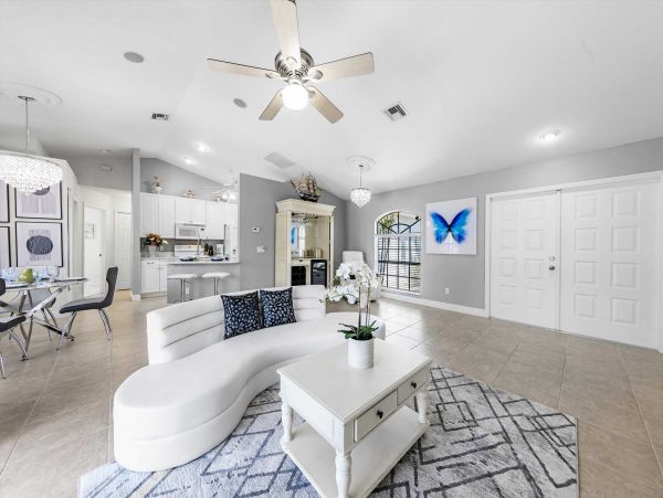 Cape Coral Home 1024411