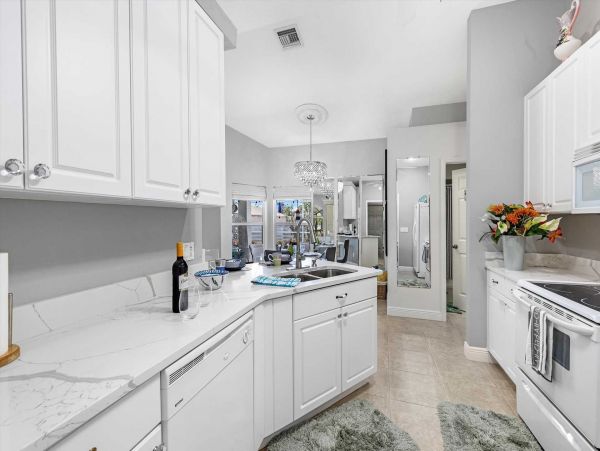 Cape Coral Home 1024411