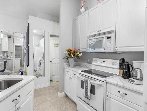 Cape Coral Home 1024411