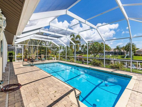 Cape Coral Home 1024412