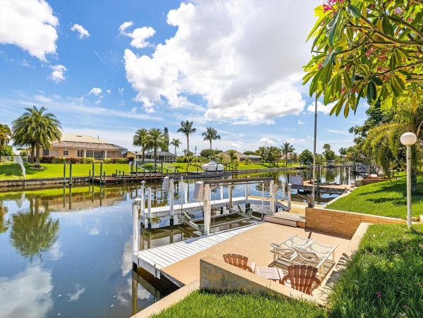 Cape Coral Home 1024412