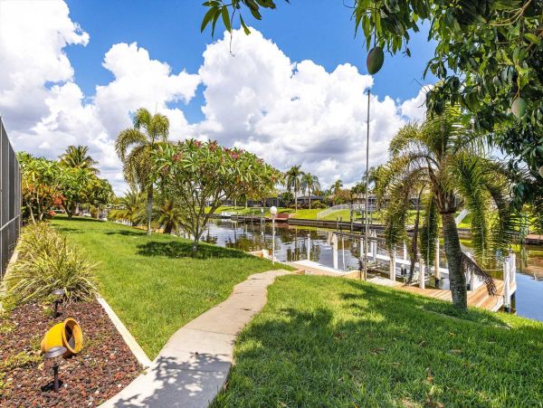 Cape Coral Home 1024412