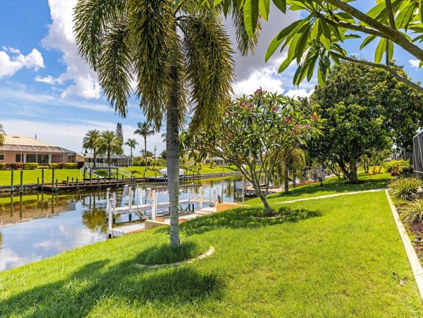 Cape Coral Home 1024412