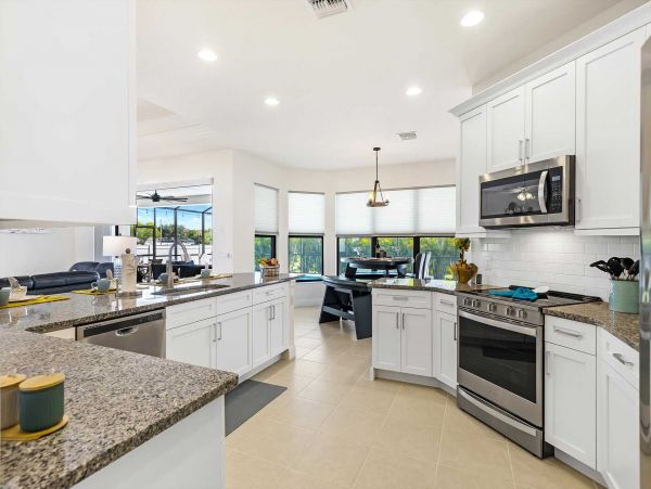 Cape Coral Home 1024413