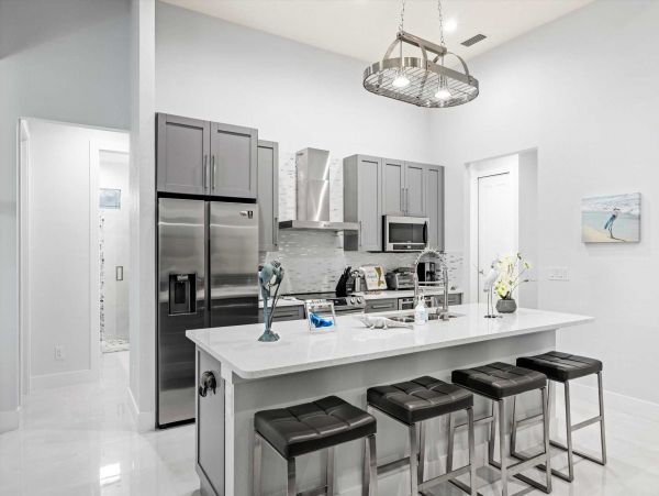 Cape Coral Home 1024414
