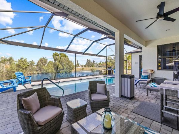 Cape Coral Home 1024414