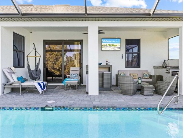 Cape Coral Home 1024414