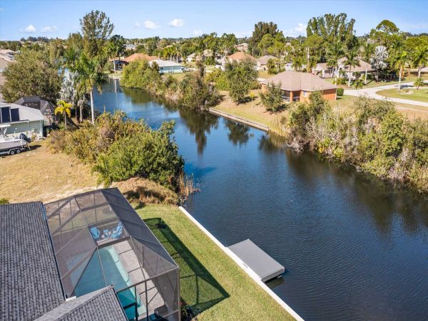 Cape Coral Home 1024414