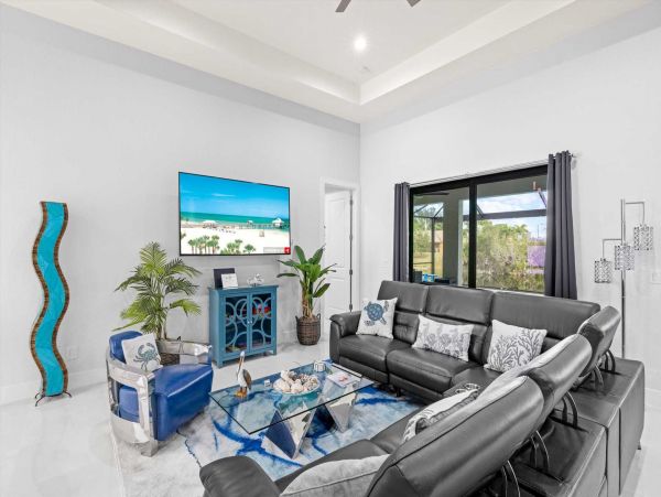 Cape Coral Home 1024414