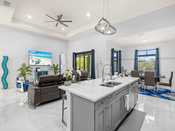 Cape Coral Home 1024414