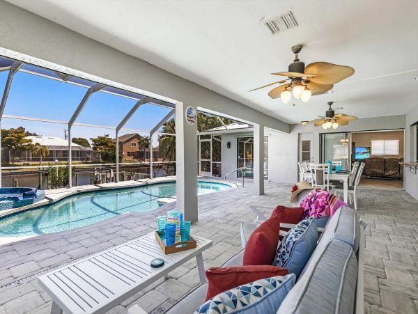 Cape Coral Home 1024415