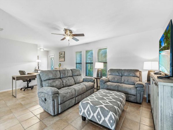 Cape Coral Home 1024415