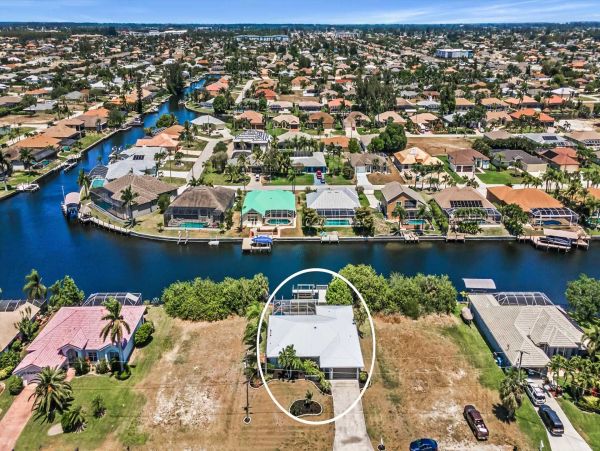 Cape Coral Home 1024415