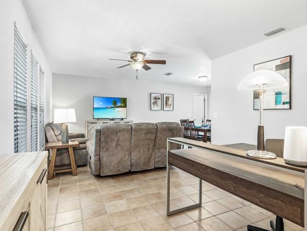 Cape Coral Home 1024415