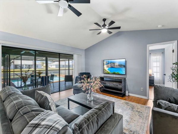 Cape Coral Home 1024416