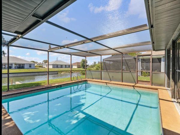 Cape Coral Home 1024416