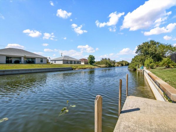 Cape Coral Home 1024416