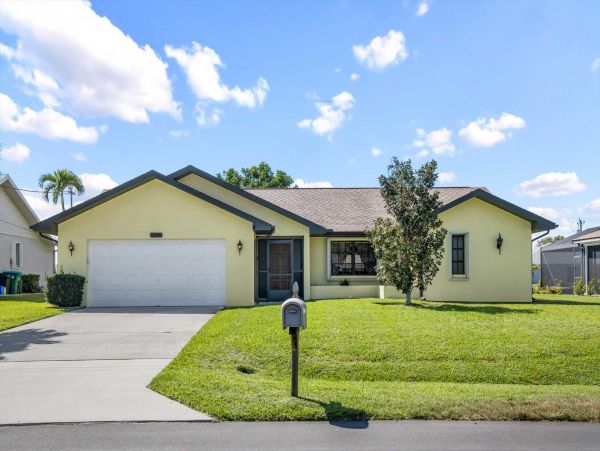 Cape Coral Home 1024416