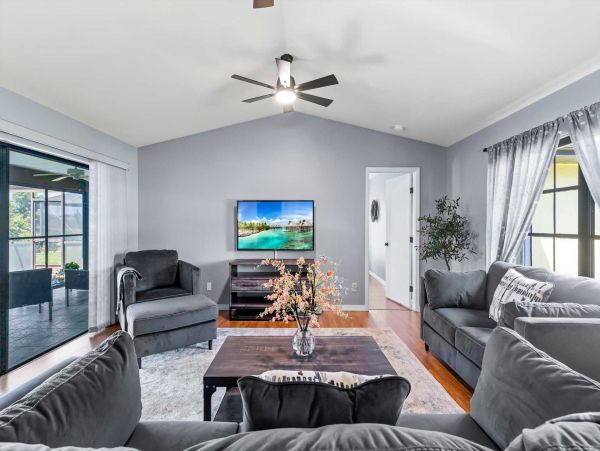 Cape Coral Home 1024416