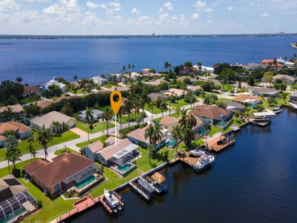 Cape Coral Home 1024417