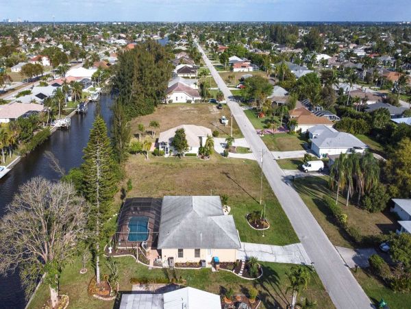Cape Coral Home 1024420