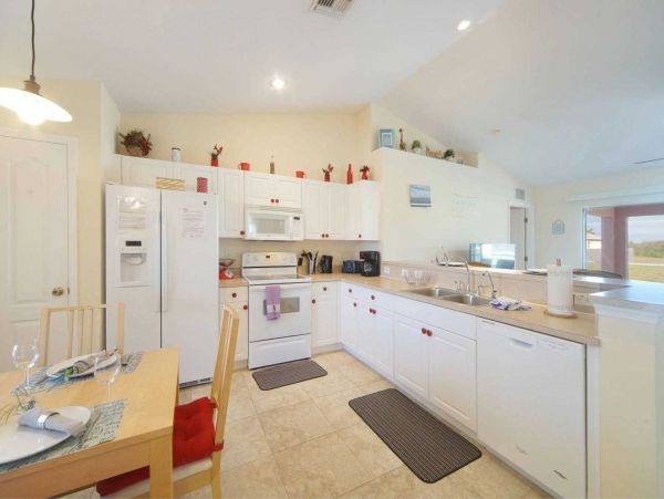Cape Coral Vacation Home Three Bedroom