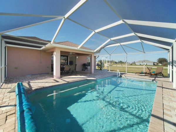 Cape Coral Vacation Home Three Bedroom